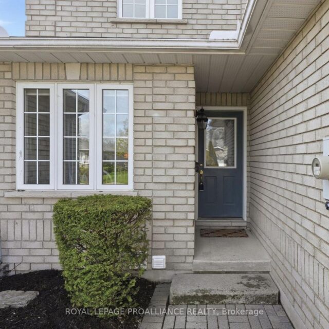 17 PINEGROVE COURT, Belleville