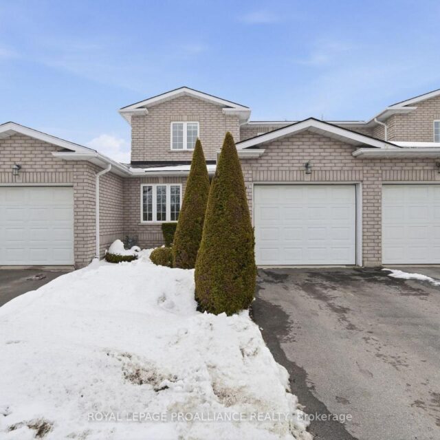 17 PINEGROVE COURT, Belleville