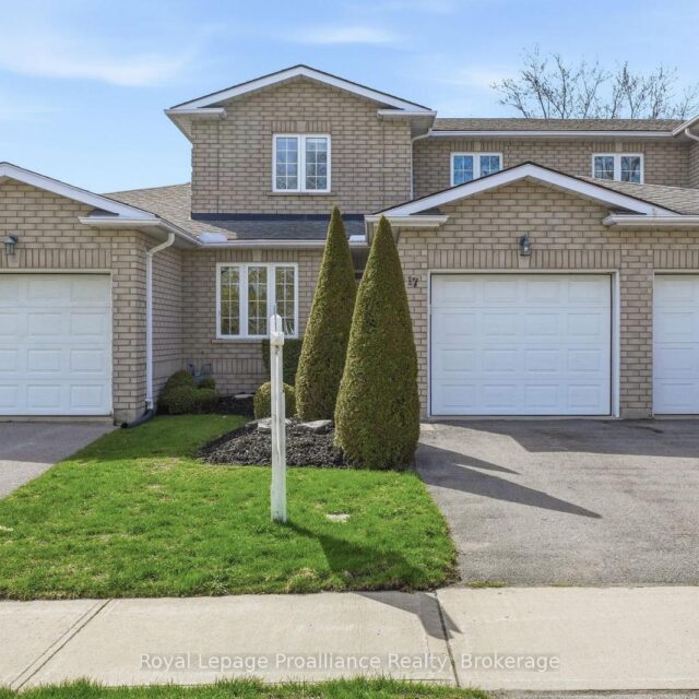 17 PINEGROVE COURT, Belleville